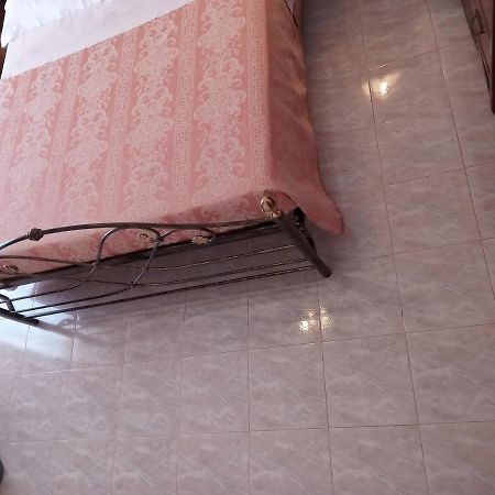 B&B Le Begonie Асколи Пичено Екстериор снимка