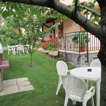 B&B Le Begonie Асколи Пичено Екстериор снимка