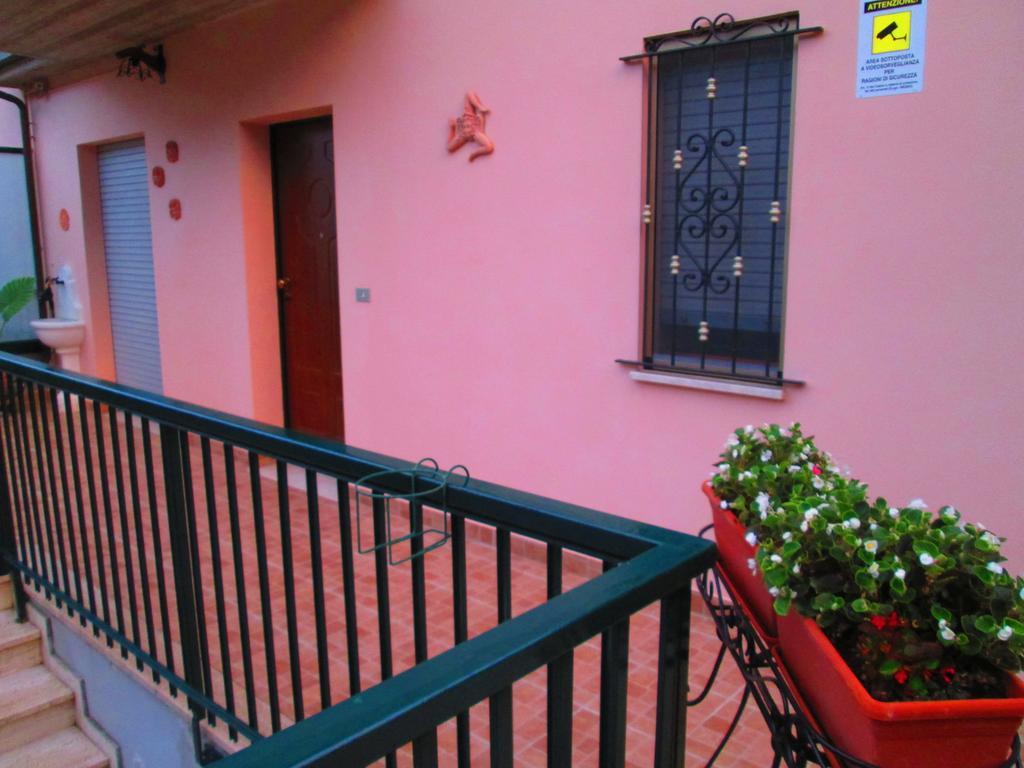 B&B Le Begonie Асколи Пичено Стая снимка