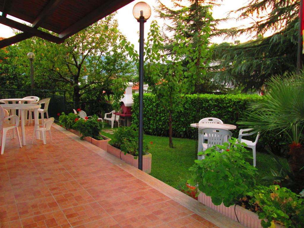 B&B Le Begonie Асколи Пичено Стая снимка