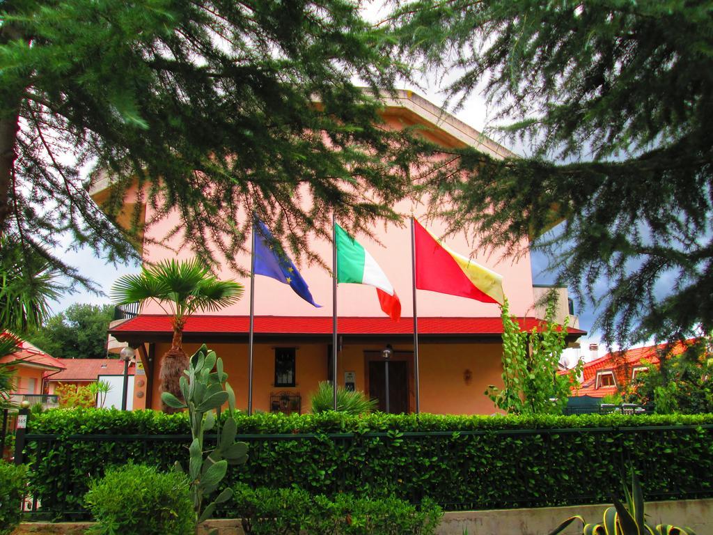 B&B Le Begonie Асколи Пичено Екстериор снимка