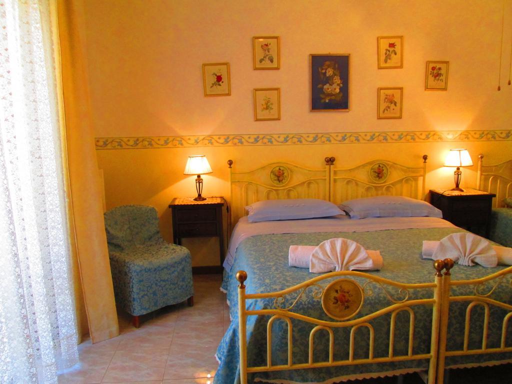 B&B Le Begonie Асколи Пичено Стая снимка
