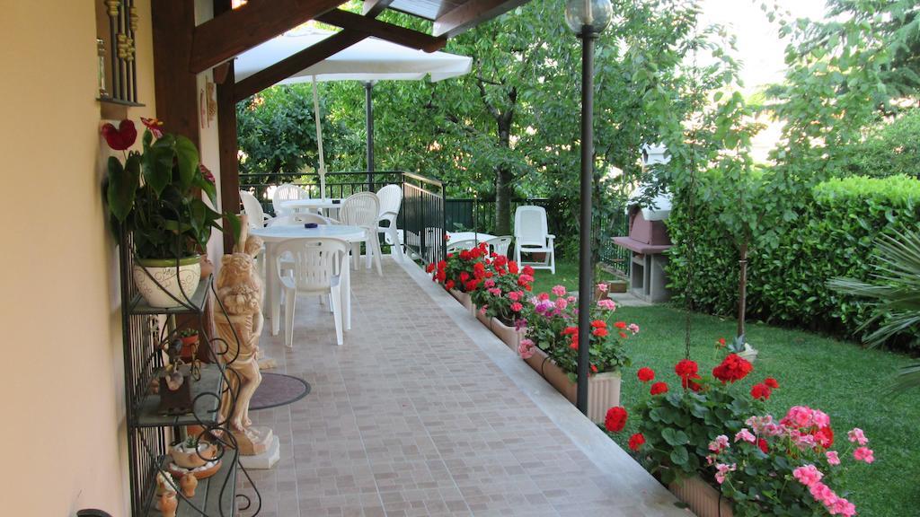 B&B Le Begonie Асколи Пичено Екстериор снимка