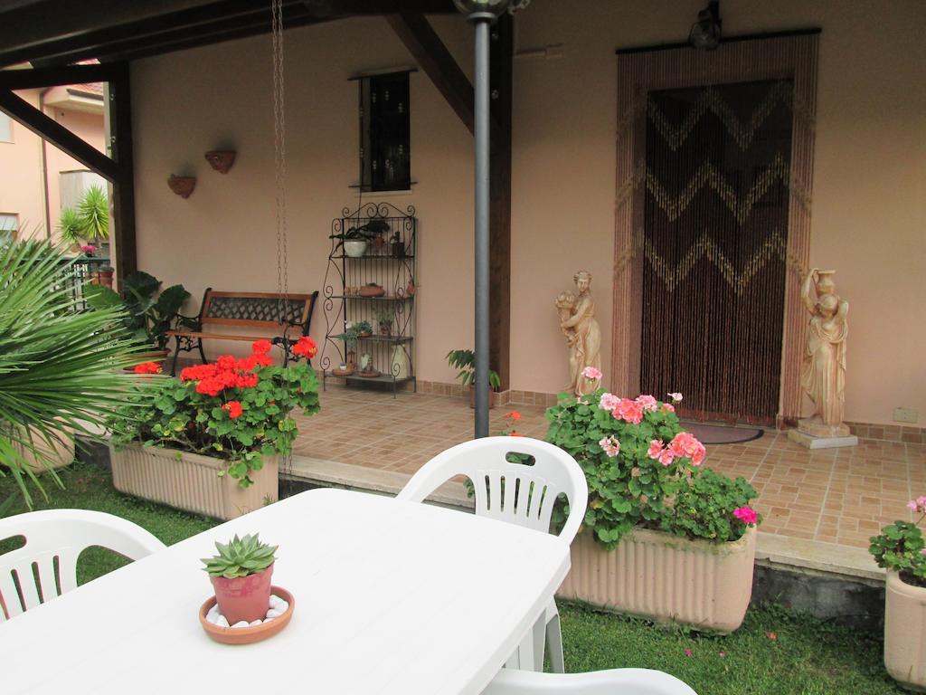 B&B Le Begonie Асколи Пичено Екстериор снимка