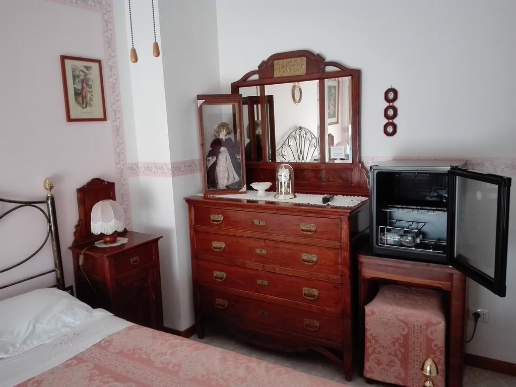 B&B Le Begonie Асколи Пичено Екстериор снимка