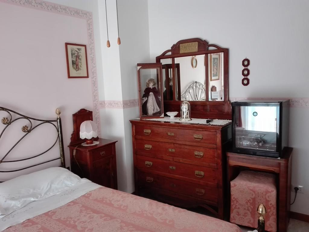 B&B Le Begonie Асколи Пичено Екстериор снимка