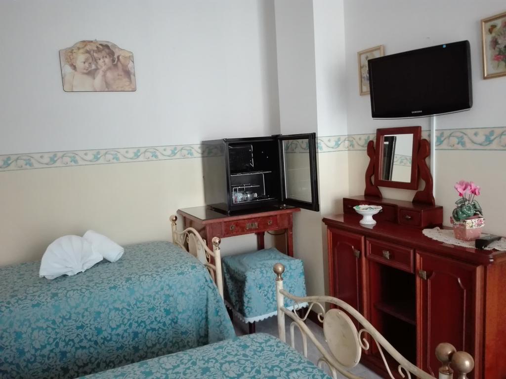B&B Le Begonie Асколи Пичено Екстериор снимка