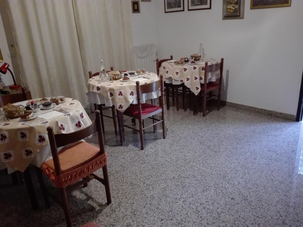 B&B Le Begonie Асколи Пичено Екстериор снимка