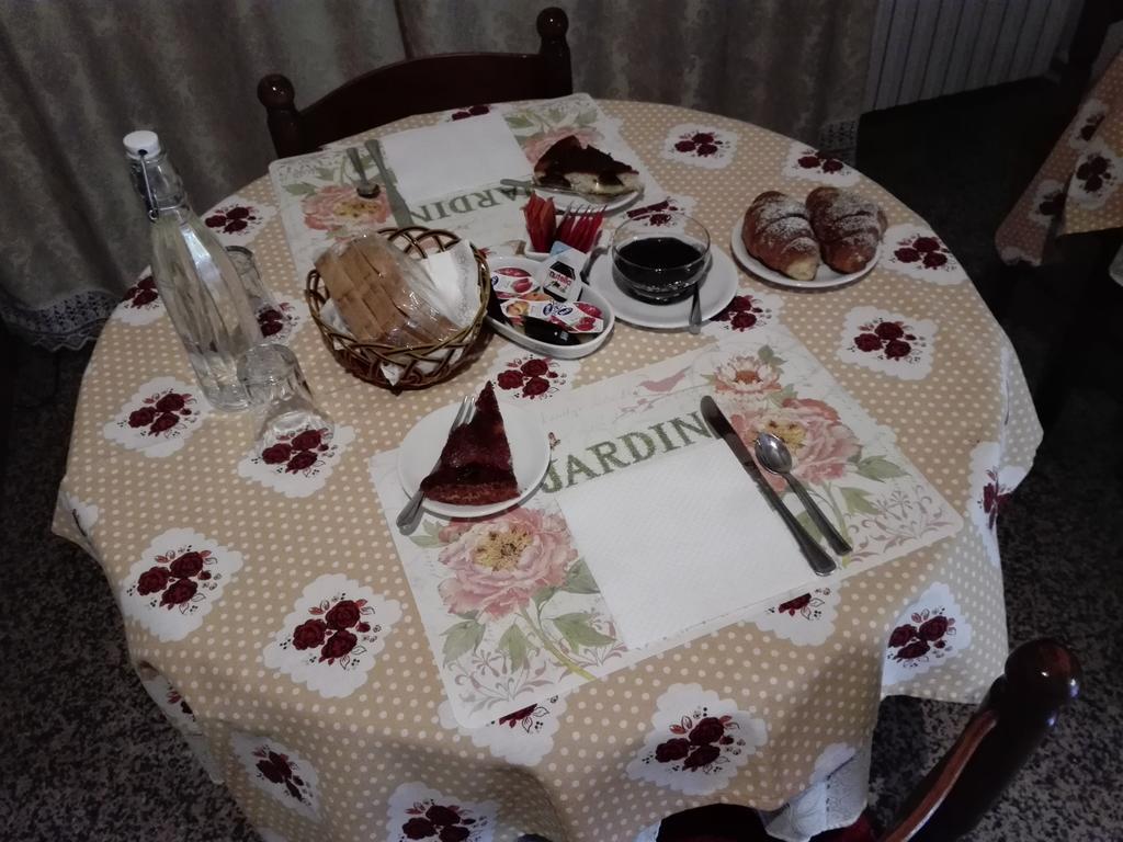 B&B Le Begonie Асколи Пичено Екстериор снимка